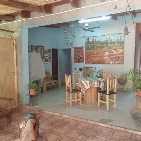 Hostel Mami Cruz Cachi Ngoại thất bức ảnh